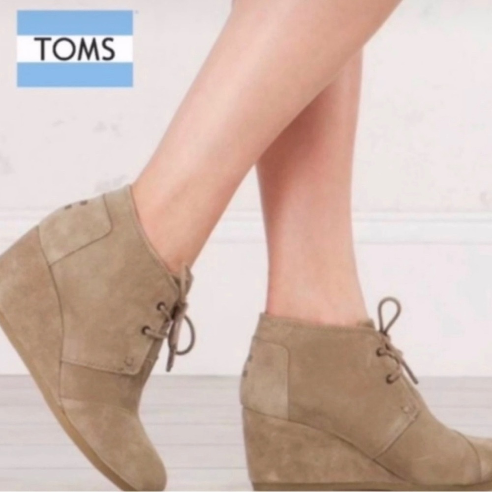 Toms Desert Suede Ankle Wedge Bootie Sz 10